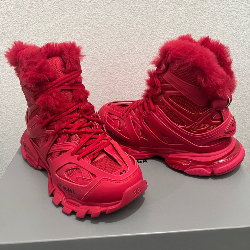 Balenciaga Track Hike